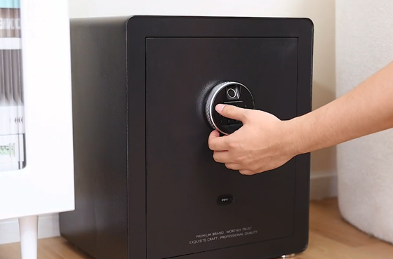 01 Deli ET631 Caixa de segurança doméstica